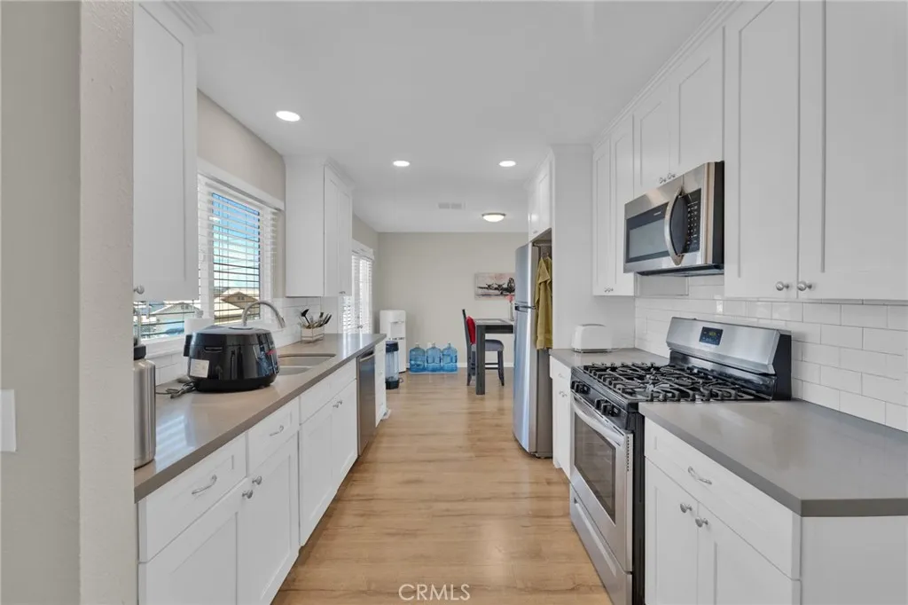 Additional image 49 of 581 Starlight Street, Barstow, CA 92311