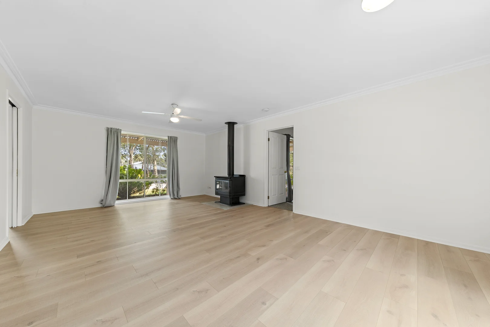 Additional image 3 of 26 Scullys Lane, Heathcote VIC 3523