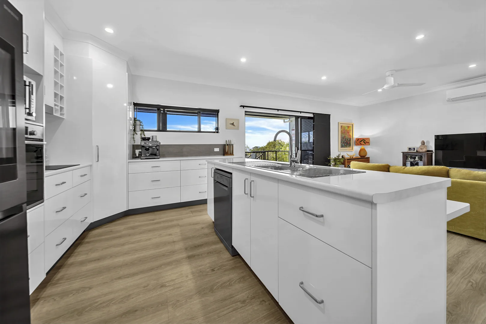 Additional image 11 of 9 Roseric Crescent, Hideaway Bay QLD 4800