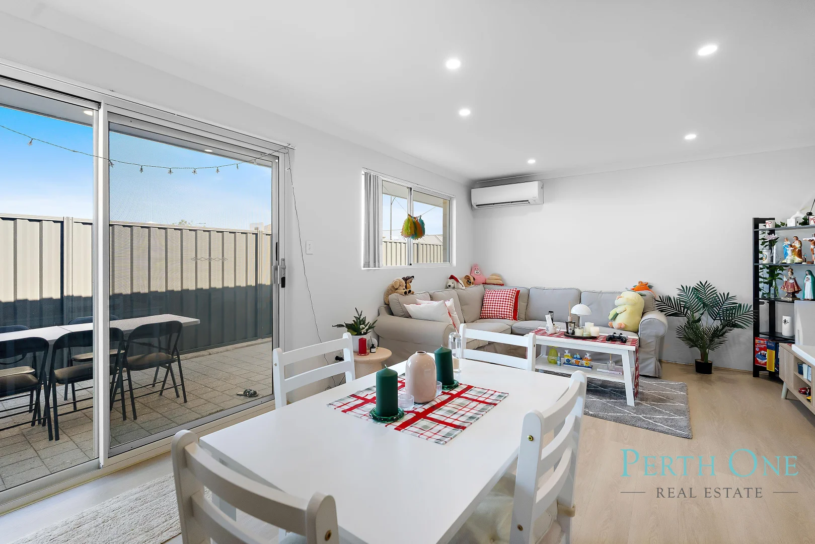 Additional image 16 of 61 Turquoise Boulevard, Treeby WA 6164