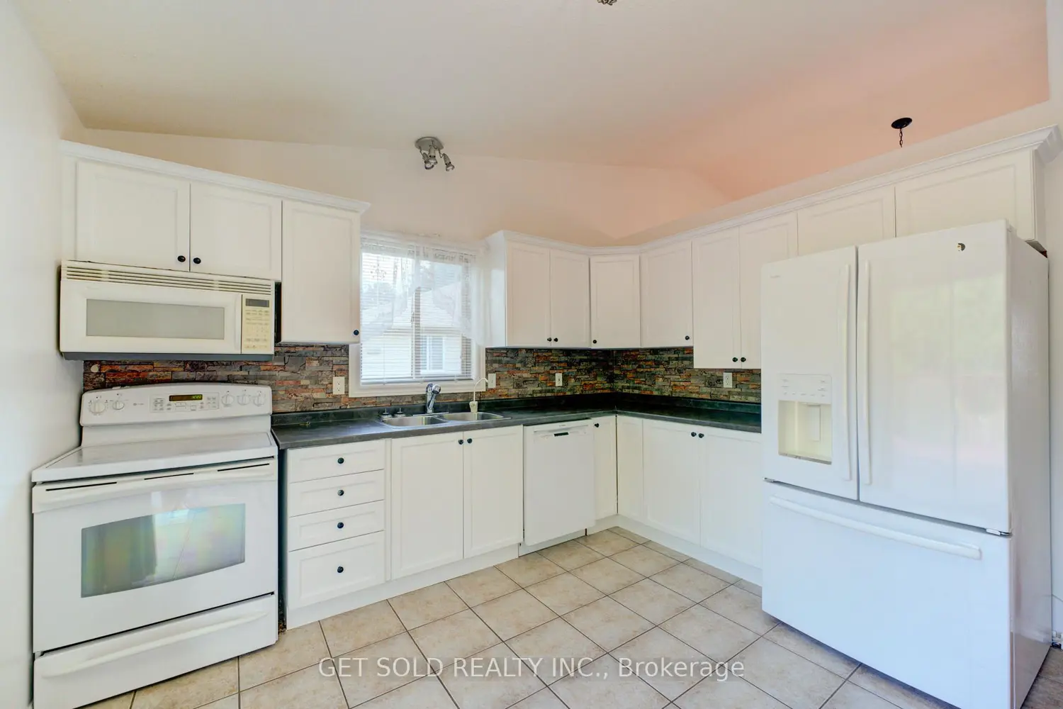 Additional image 11 of 40 Jo Whitney Court