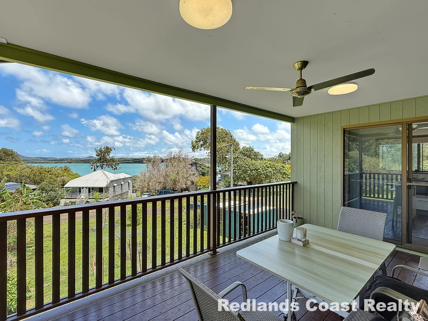 27 Lucas Dr, Lamb Island QLD 4184