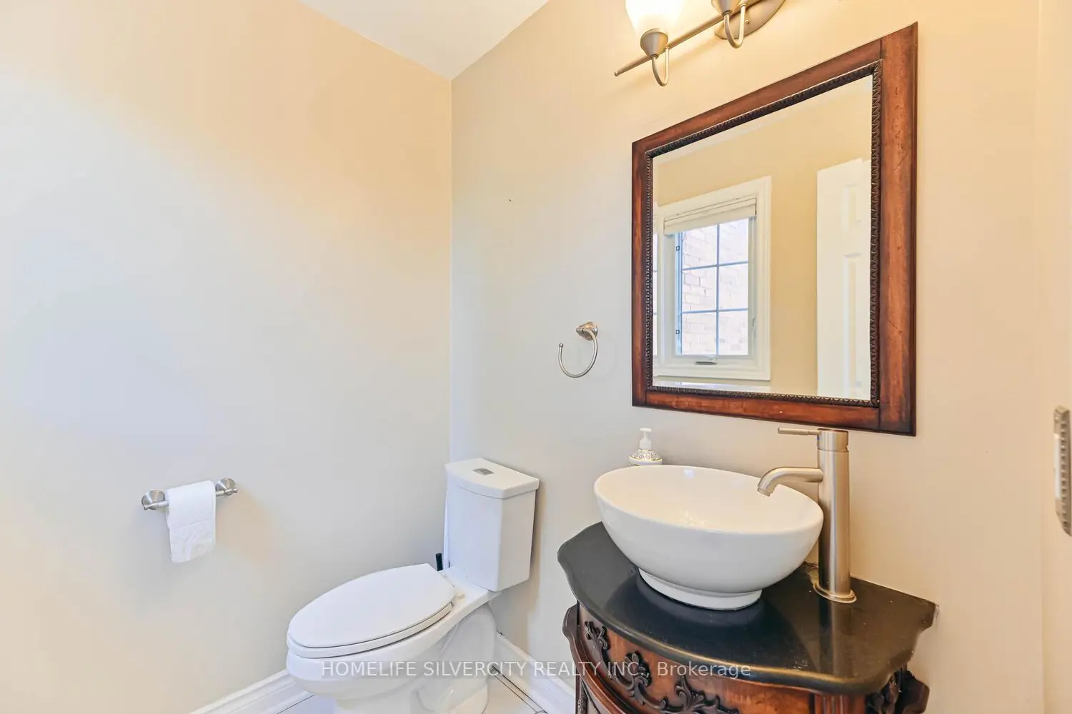 Additional image 9 of 18805 Willoghby Road