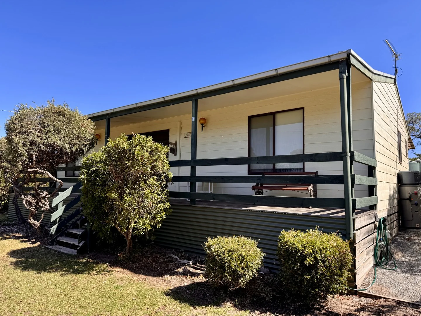17 Condon Crescent, Venus Bay VIC 3956