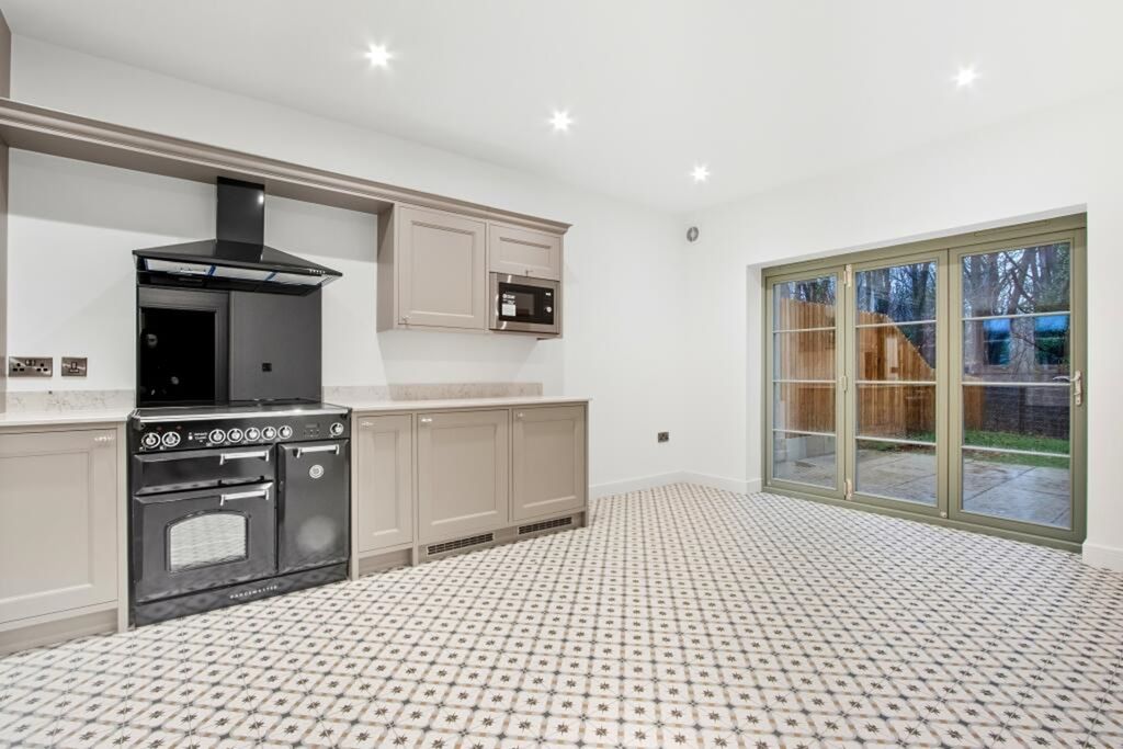 Additional image 9 of 3 bed semi-detached house to rentAshover Road, Kelstedge, Ashover S45