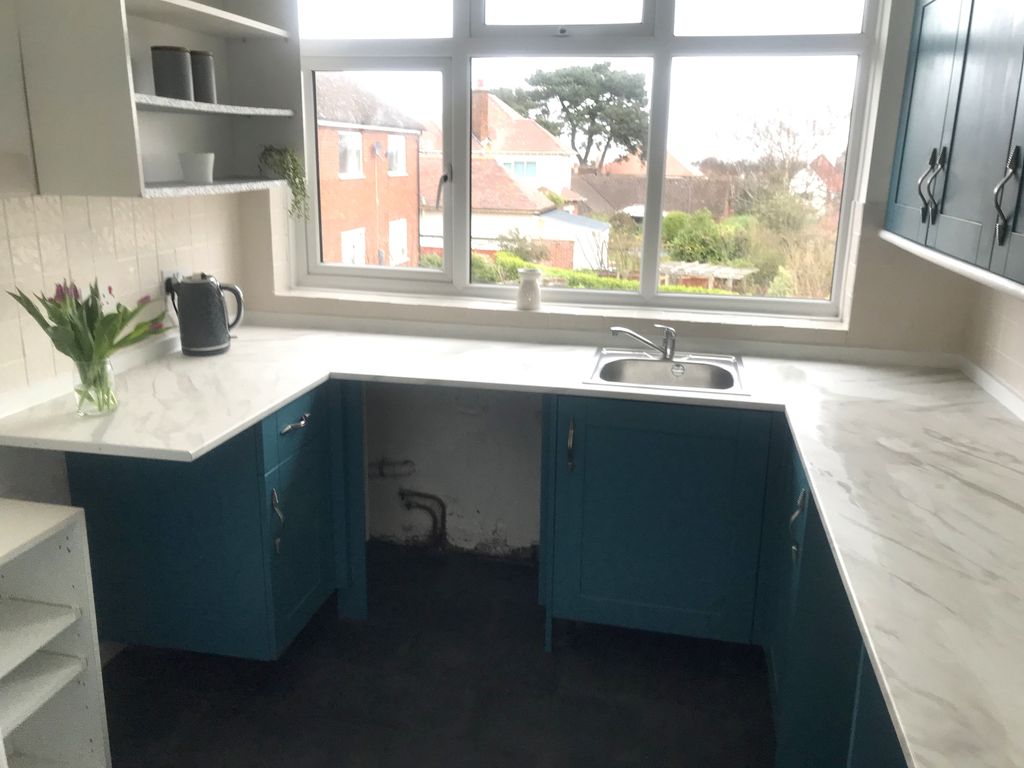 Additional image 7 of 3 bed flat to rentNorton Road, Colwyn Bay LL28