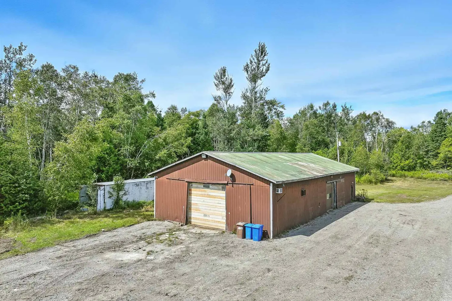 Additional image 4 of 274 Highway 35