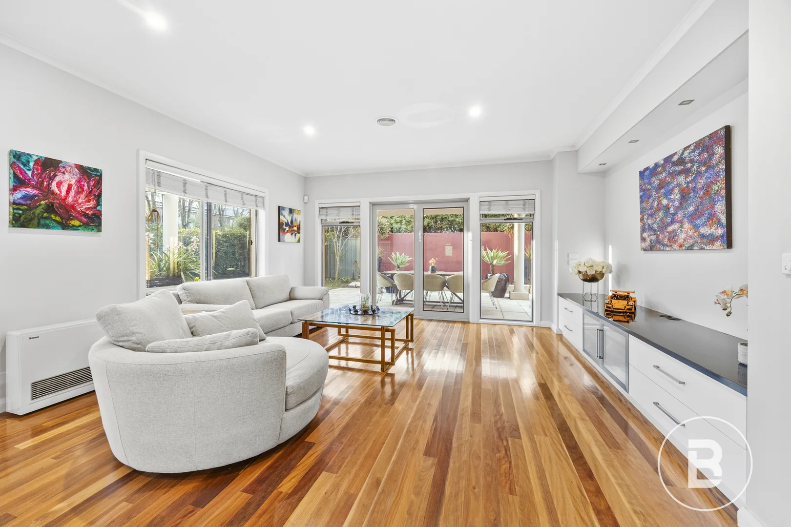 Additional image 8 of 7 St Glens Way, Lake Gardens VIC 3355