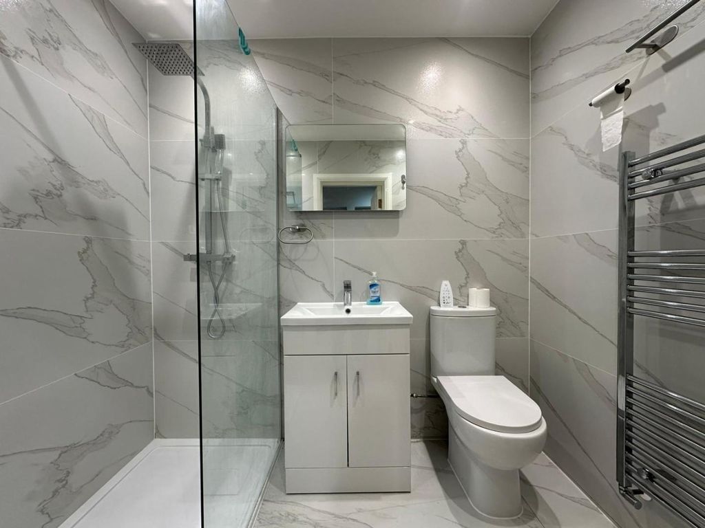 Additional image 16 of 8 bed property to rentRockley Road, Luton LU1