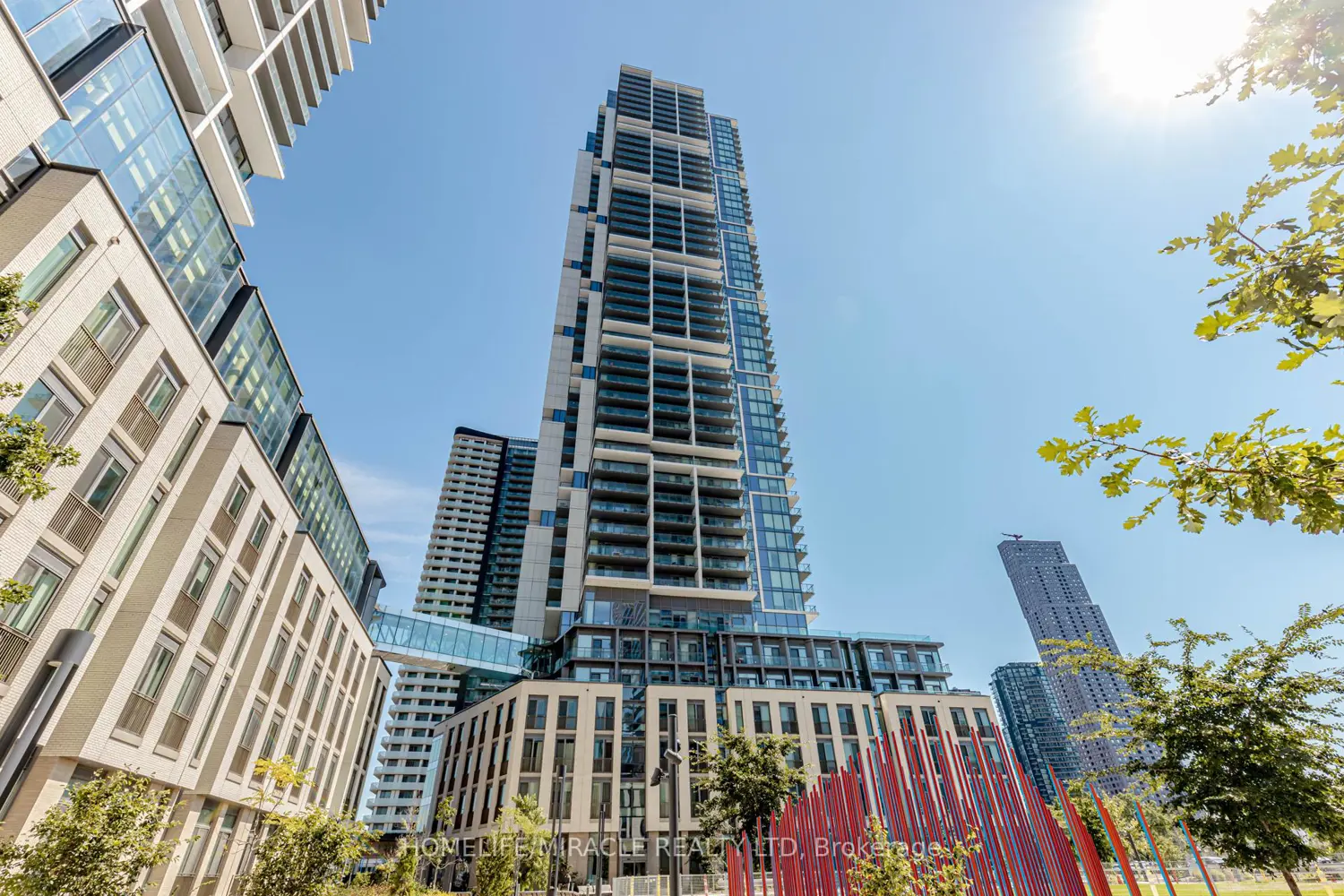 Additional image 20 of 7890 Jane Street 501