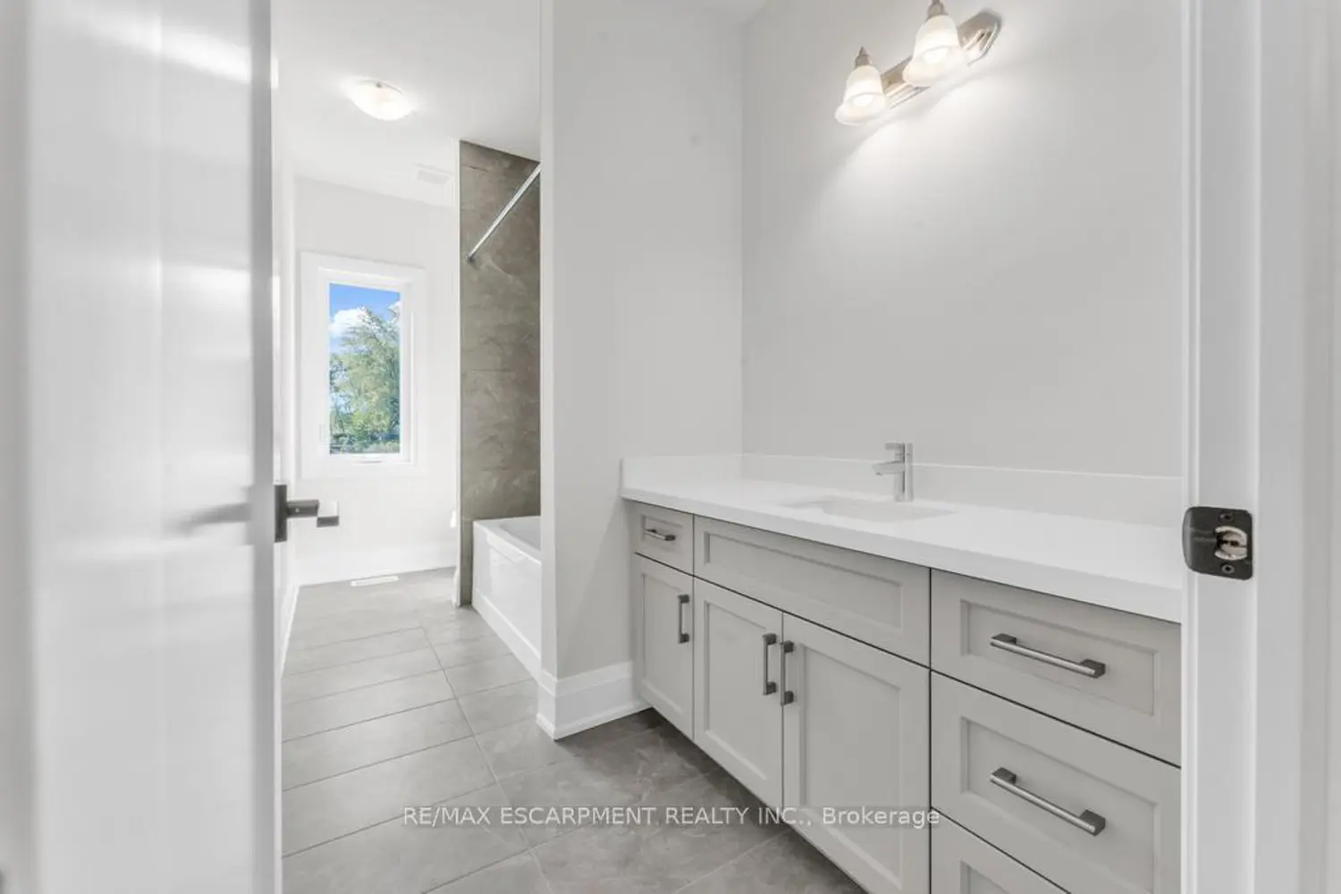 Additional image 14 of 198 Kellogg Avenue