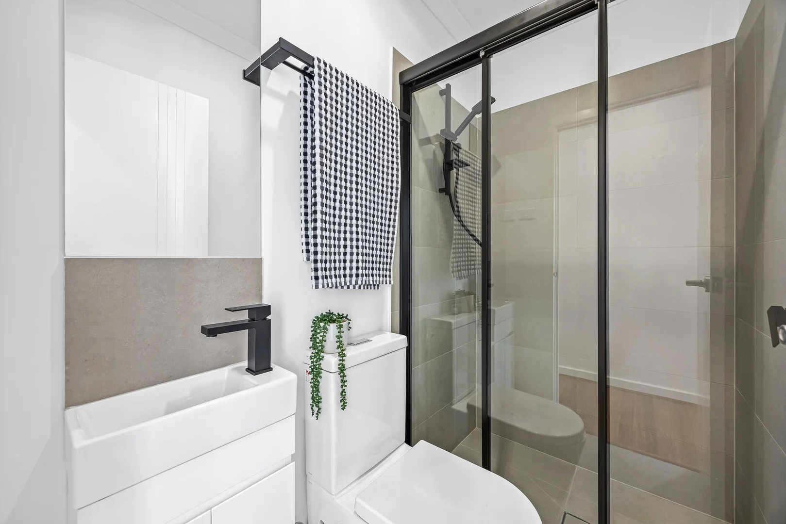 Additional image 11 of 1/5 Maureen Court, Dandenong North VIC 3175