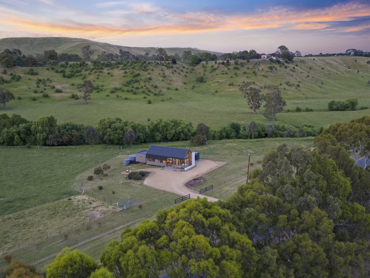 Additional image 15 of 123 Graves Road, Mansfield VIC 3722