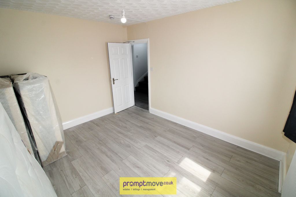 Additional image 13 of 6 bed property to rentStratford Road, Luton LU4