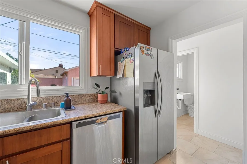 Additional image 6 of 2412 Del Amo, Lakewood, CA 90712