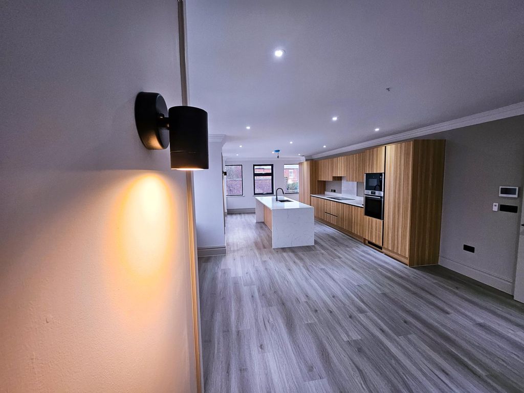 Additional image 11 of 4 bed flat to rentBoughton, Chester CH3