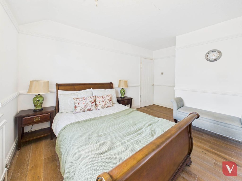 Additional image 9 of 5 bed property to rentCompton Avenue, Luton LU4