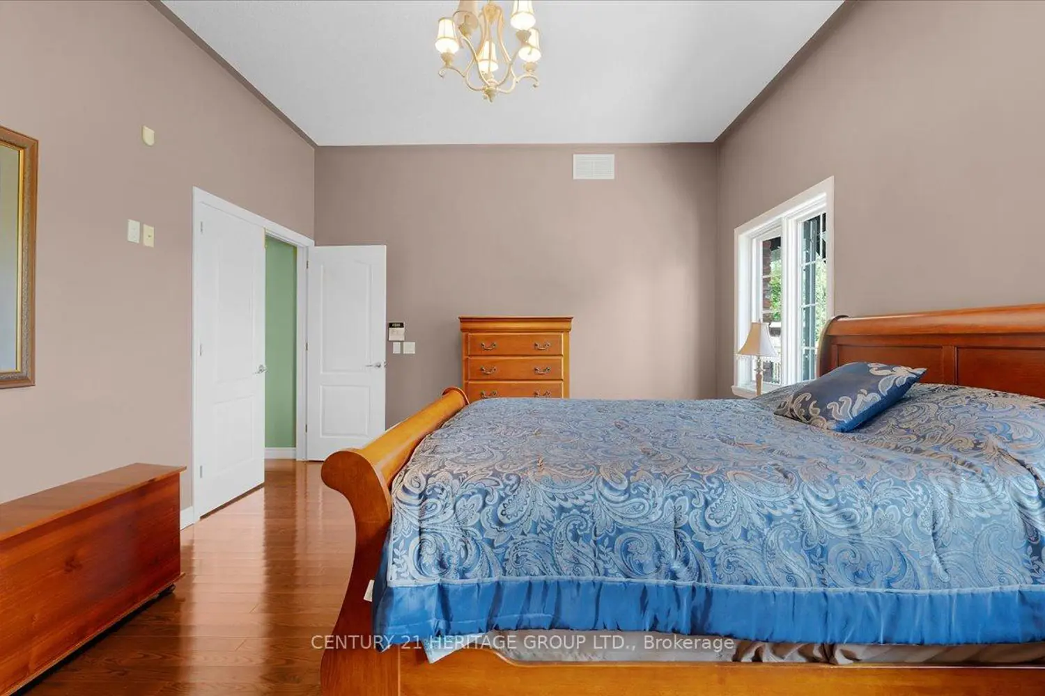 Additional image 13 of 1945 Abingdon Road