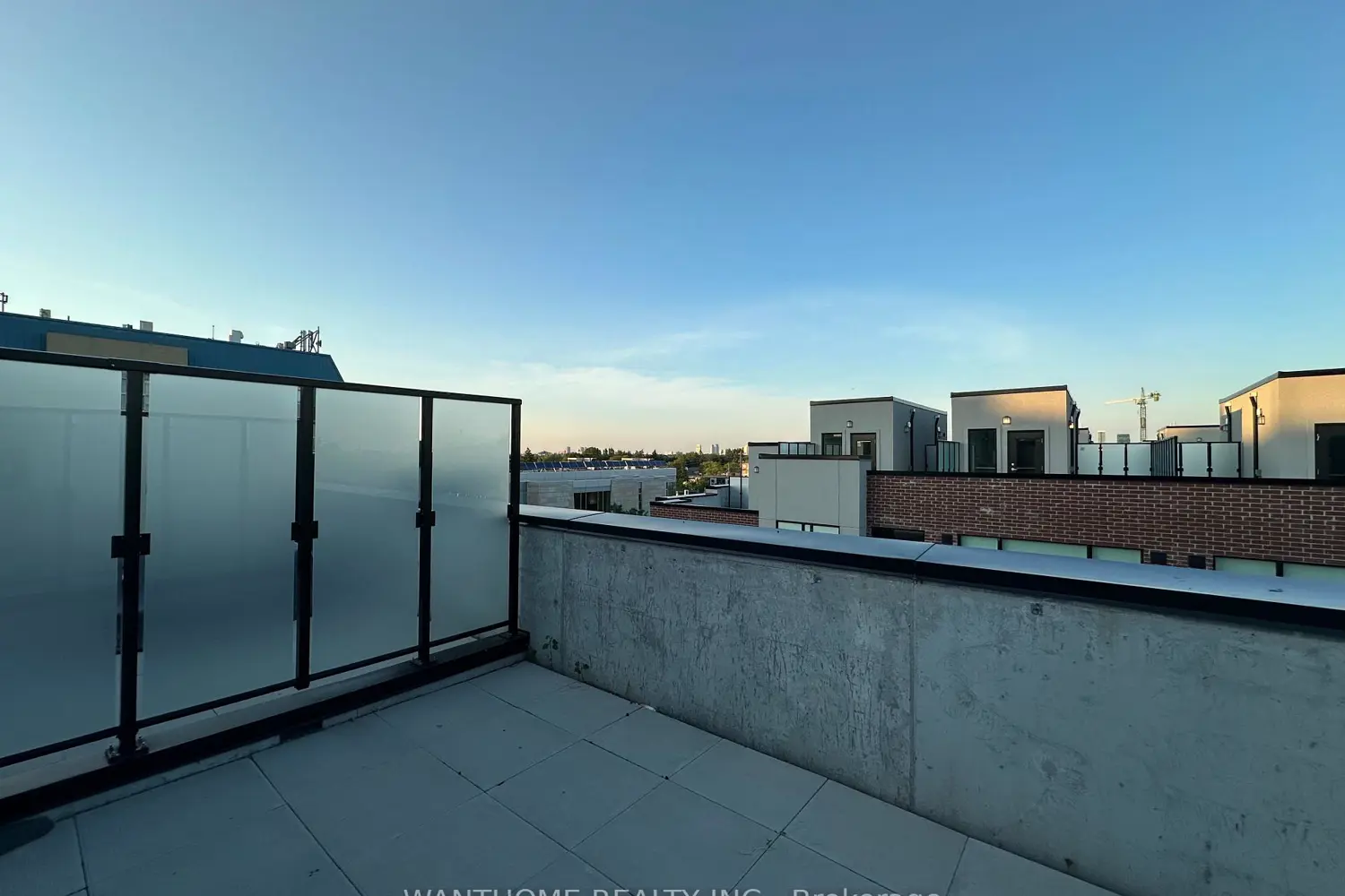 Additional image 8 of 861 Sheppard Avenue 15