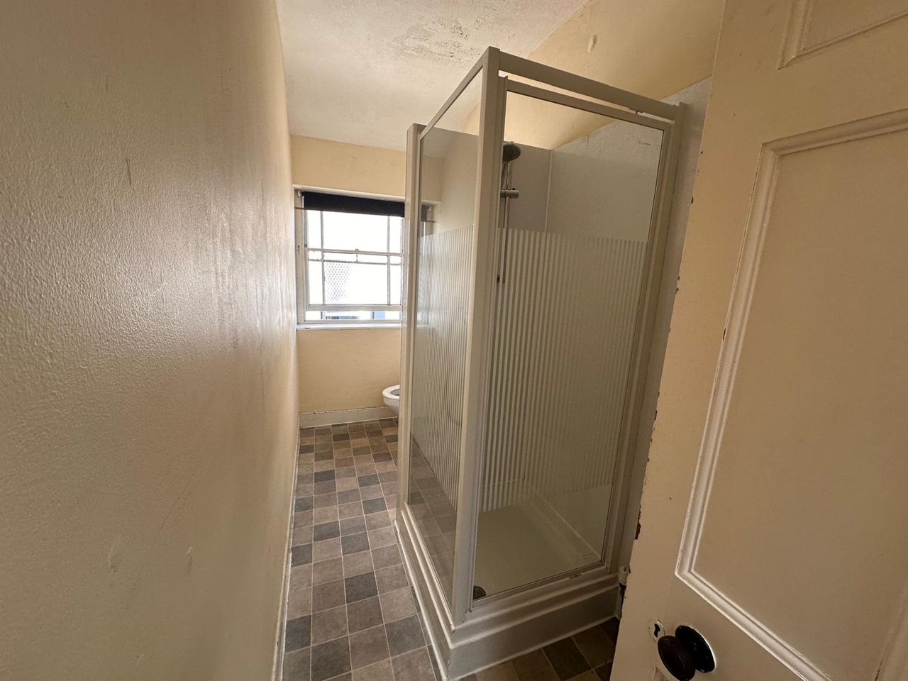 Additional image 14 of 5 Bed Flat, Cotham Park, BS6, N1 7GU