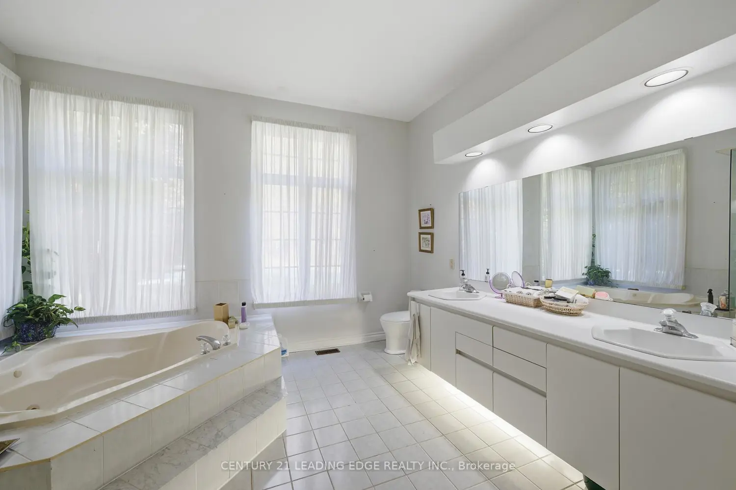 Additional image 11 of 8 Bunhill Court