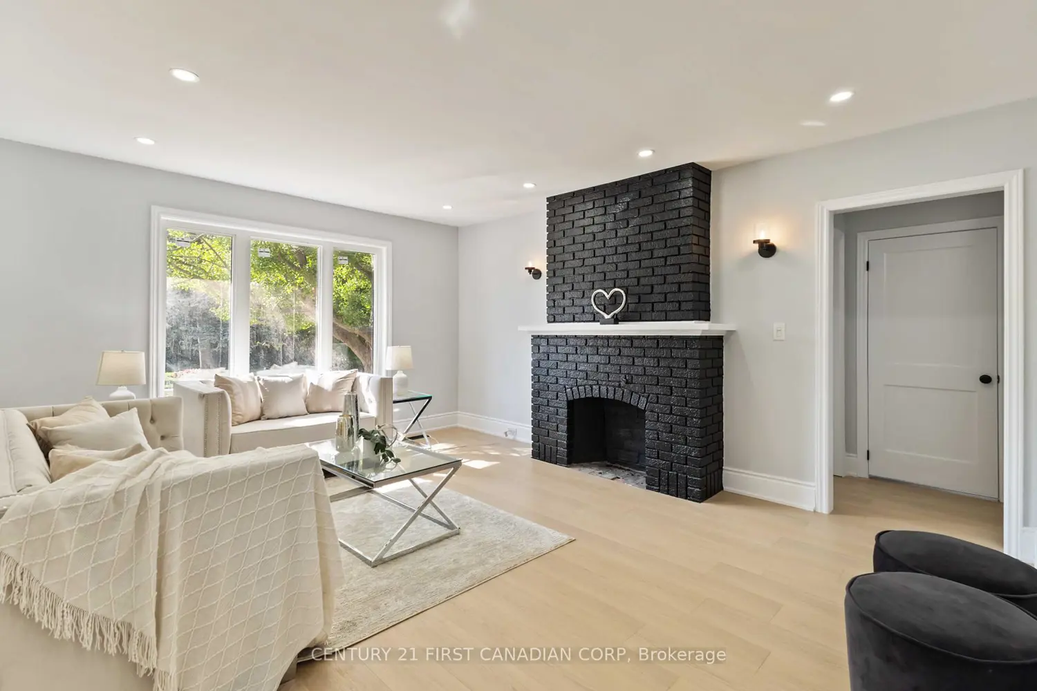 Additional image 4 of 122 Windsor Crescent