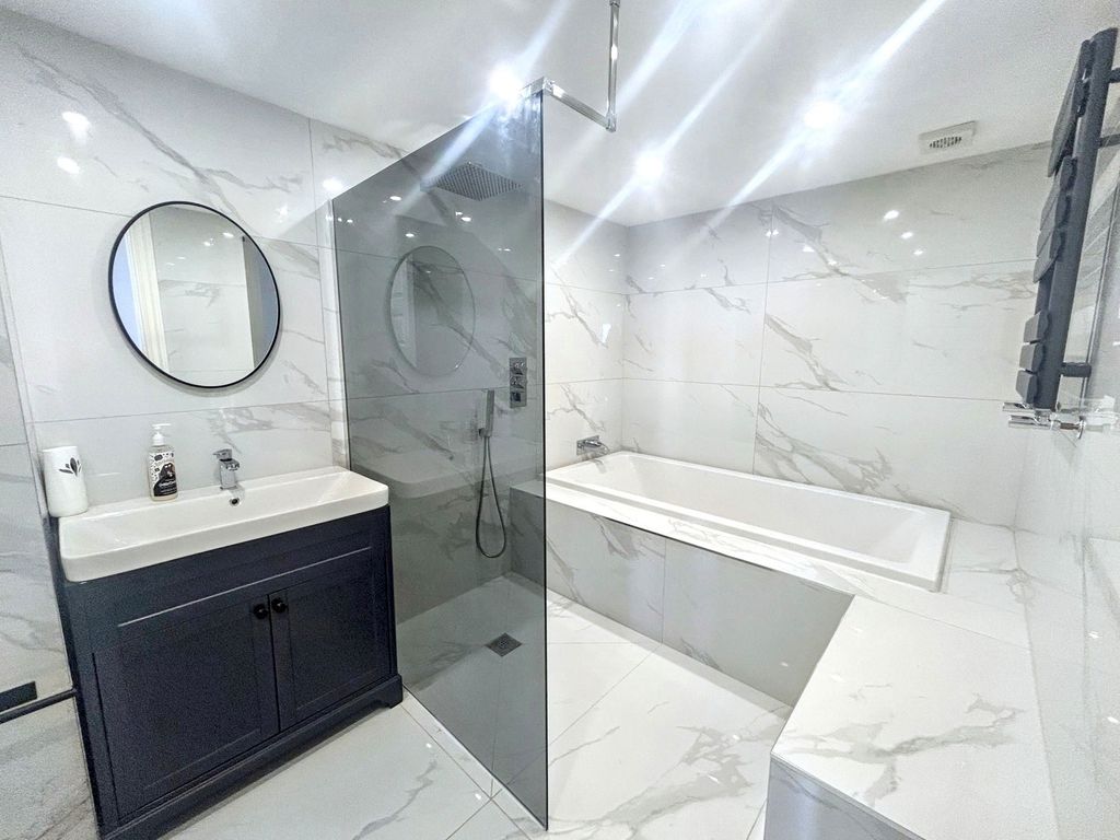 Additional image 8 of 4 bed flat to rentEsplanade, Whitley Bay NE26
