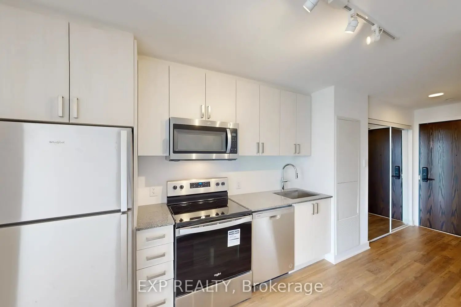 Additional image 9 of 2782 Barton Street 919