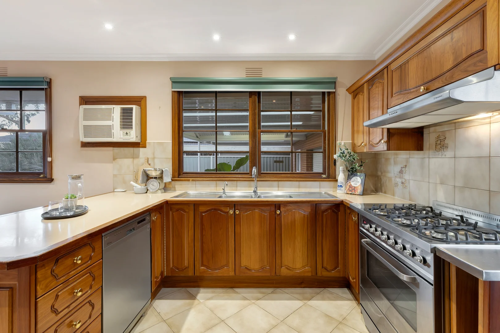 Additional image 9 of 1 Raven Grove, Werribee VIC 3030