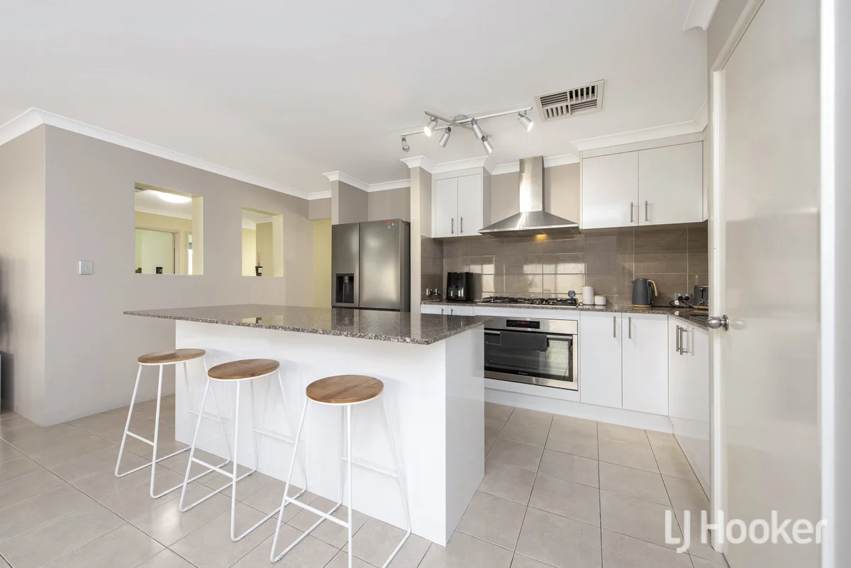 Additional image 12 of 166 Badgerup Avenue, Lakelands WA 6180