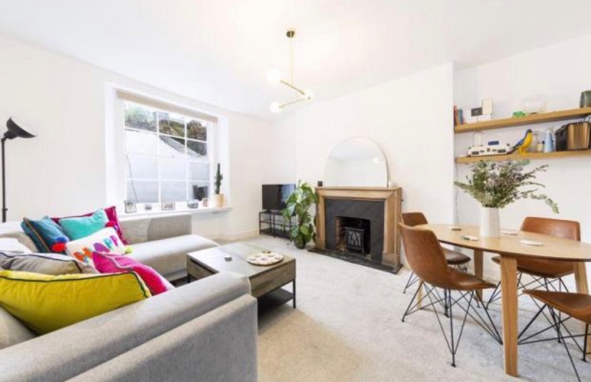 2 Bed Flat, Gordon Road, BS8, N1 7GU