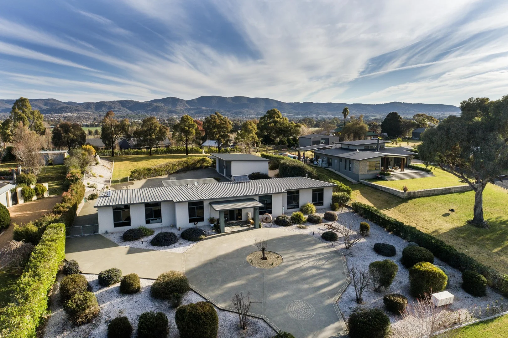 32 Robert Hoddle Grove, Bombira NSW 2850