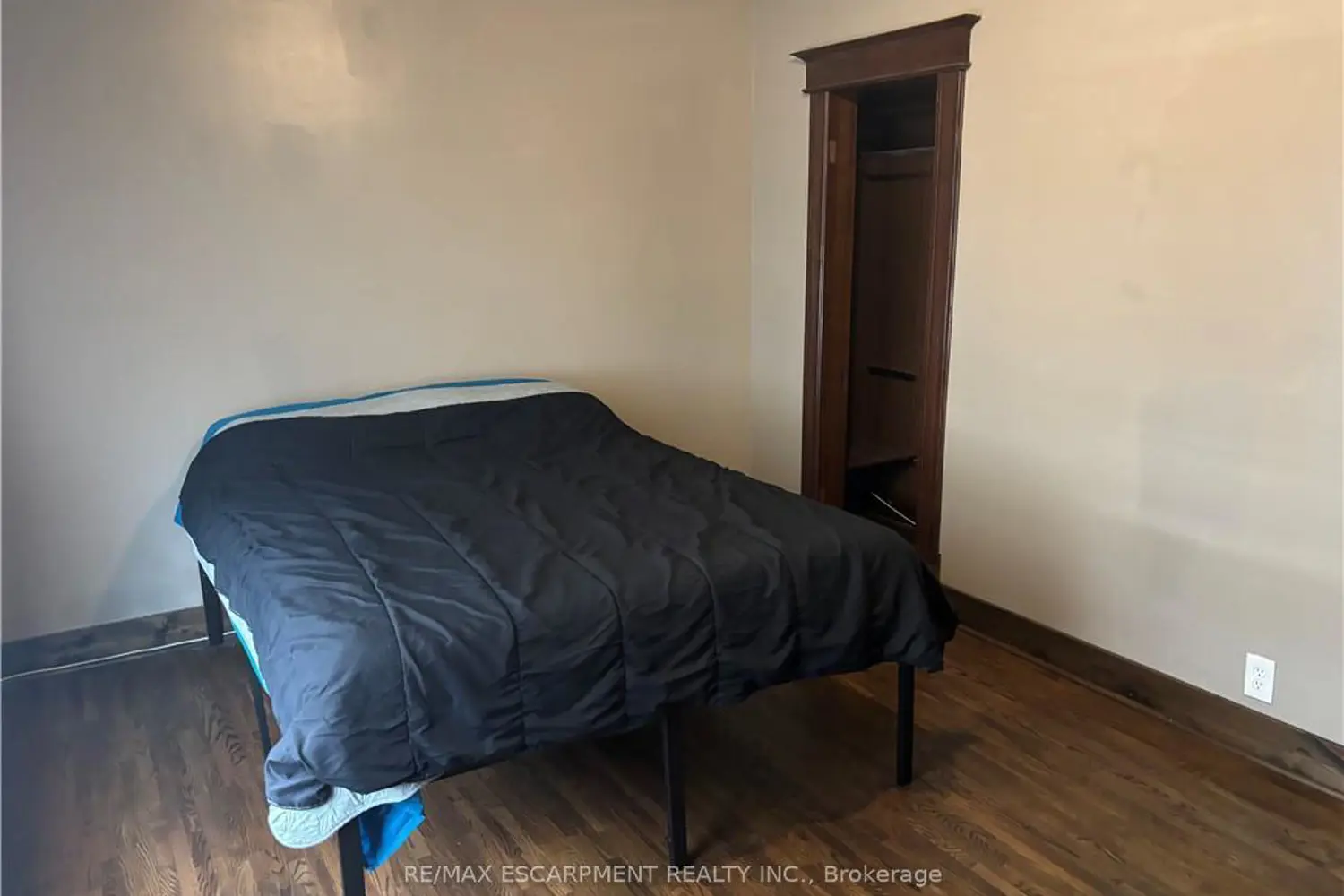 Additional image 12 of 463 East Main Street