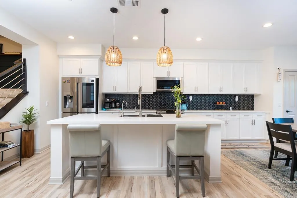 Additional image 62 of 1124 Calle Obsidiana Unit 3, Chula Vista, CA 91913