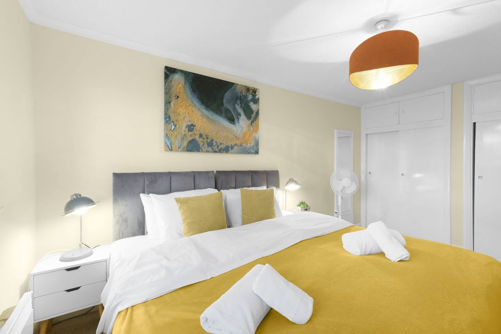Additional image 11 of 2 bed flat to rentWokingham Road, Binfield, Bracknell RG42