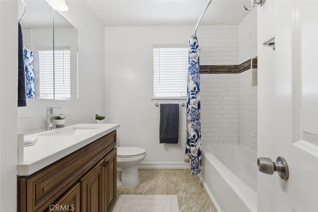 Additional image 55 of 15944 Gledhill Street, North Hills, CA 91343