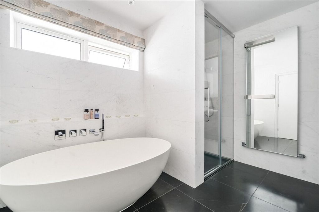 Additional image 16 of 5 bed detached house to rent6A, Limmard Way, Bognor Regis, West Sussex PO22