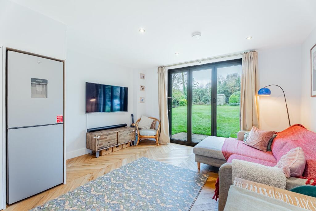 Additional image 6 of Hillside Court, Hillside Road, St. Albans, Hertfordshire, AL1