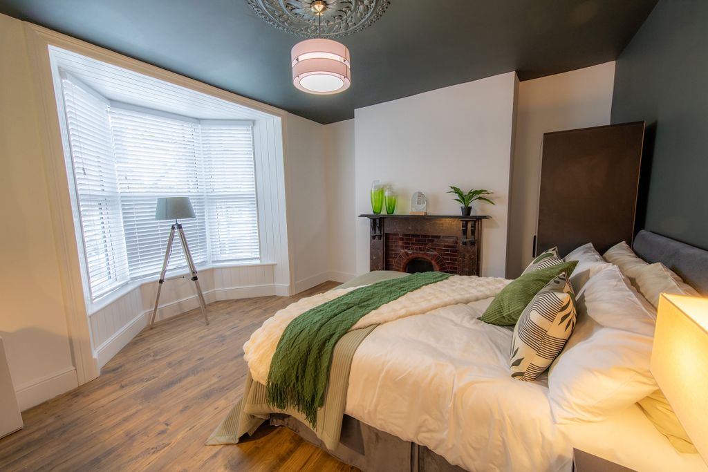 6 bed terraced house to rentVaenor Street, Aberystwyth SY23