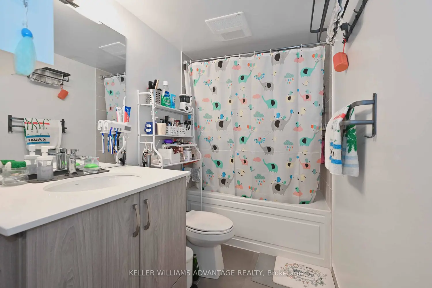 Additional image 7 of 20 Meadowglen Place 728