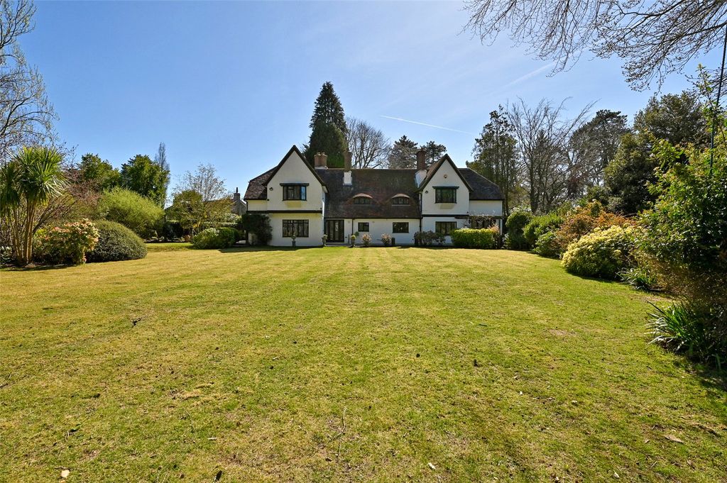 Additional image 4 of 5 bed detached house to rentRidgemead Road, Englefield Green, Egham, Surrey TW20