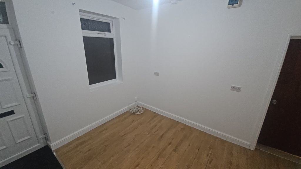Additional image 34 of 8 bed shared accommodation to rentBiscot Road, Luton LU3