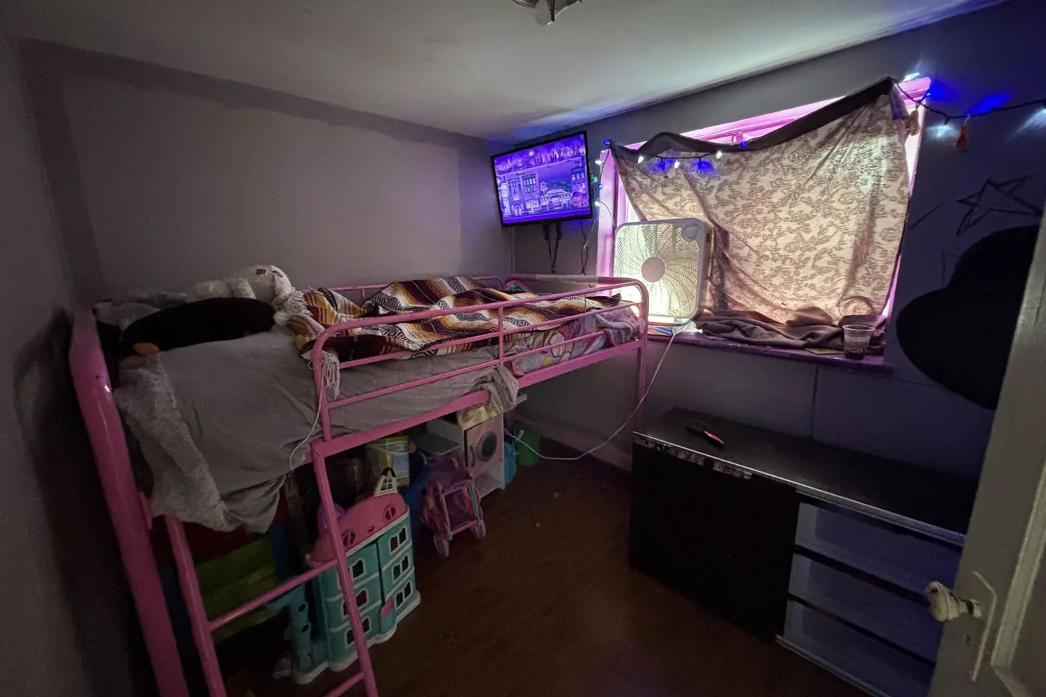 Additional image 12 of 345 Gloucester St N Street