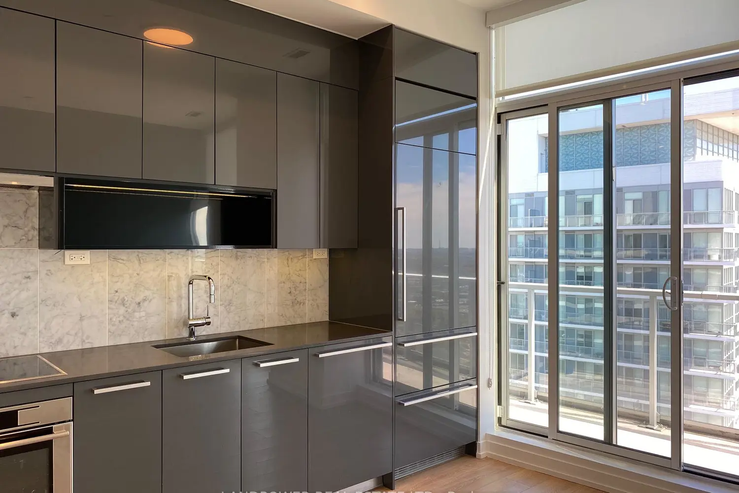 Additional image 3 of 115 Mcmahon Drive Ph 10