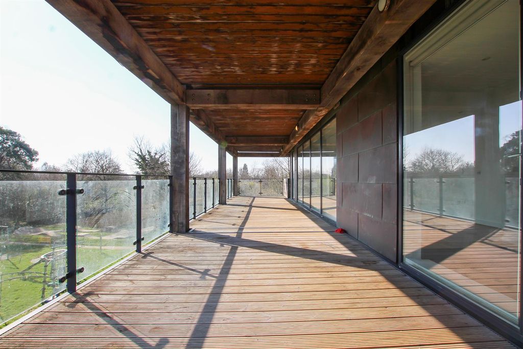 Additional image 14 of 2 bed flat to rentThe Copper Building, Kingfisher Way, Cambridge CB2
