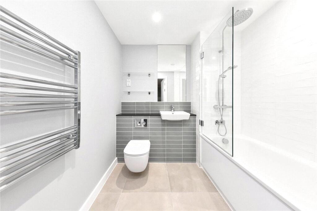 Additional image 5 of 2 bed flat to rentCalibra Court, Kimpton Road, Luton LU2