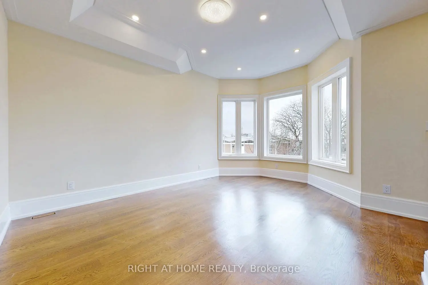 Additional image 13 of 10 Jocelyn Crescent