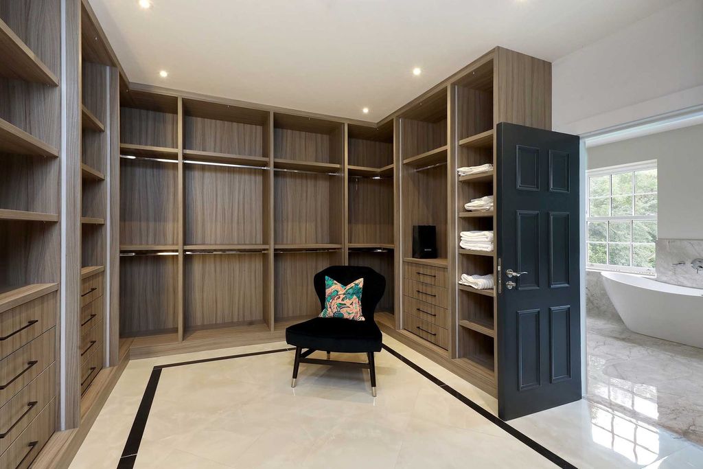 Additional image 22 of 9 bed detached house to rentSlade Oak Lane, Gerrards Cross SL9