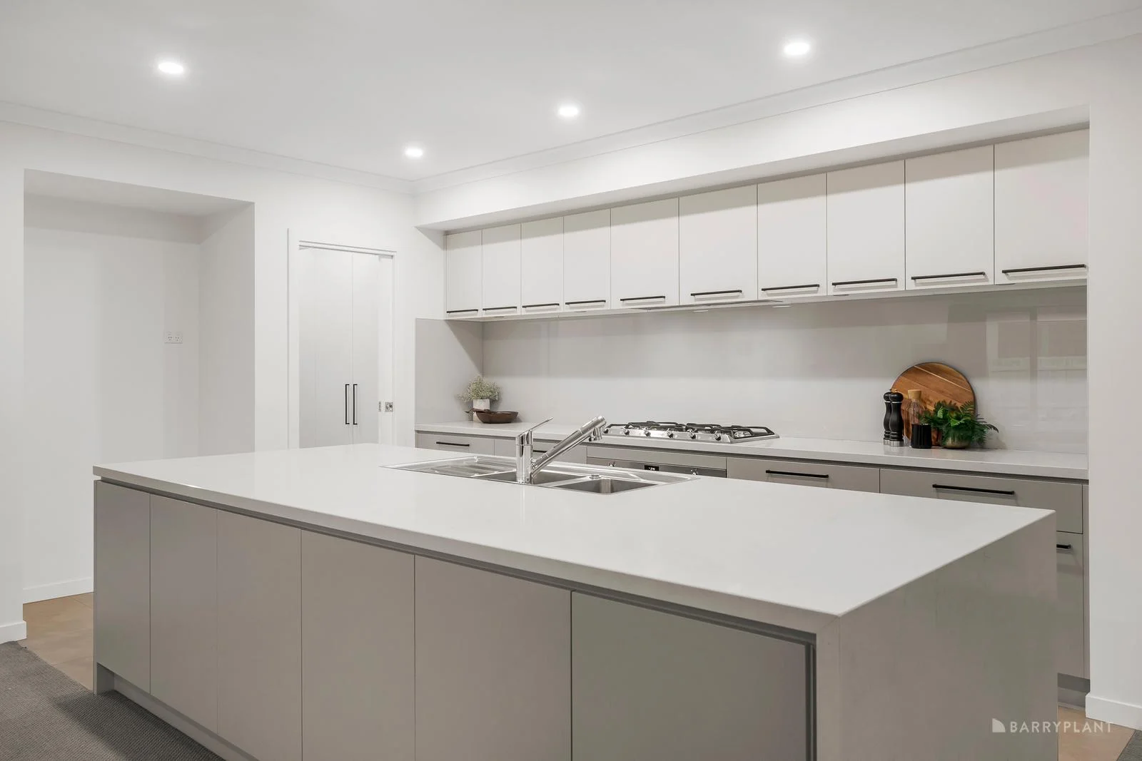 Additional image 4 of 10 Pine Way, Doncaster East VIC 3109