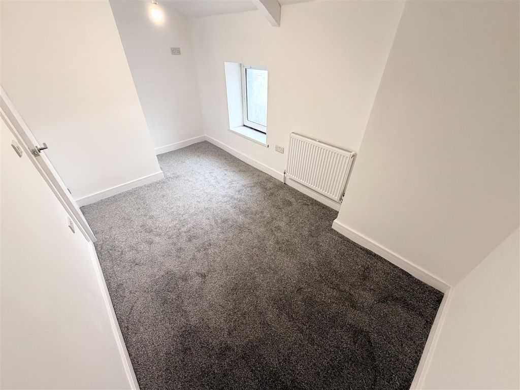 Additional image 7 of 2 bed semi-detached house to rentYstrad Road, Pentre CF41